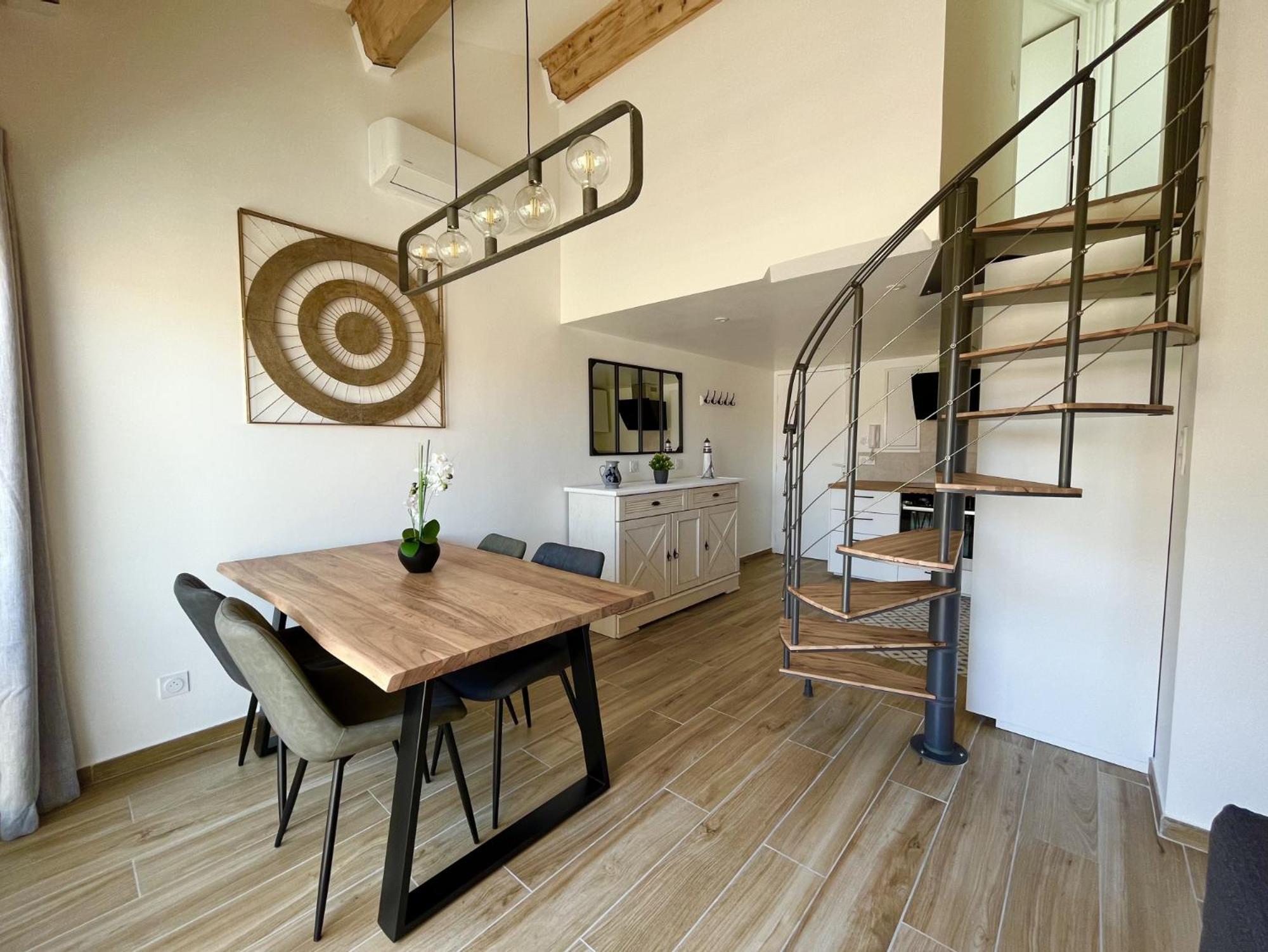 Duplex Centre Ville - 50M De La Plage - Clim - Garage - Netflix Le Grau-du-Roi Zimmer foto